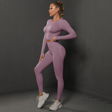 Load image into Gallery viewer, Europe and the United States seamless peach tight hip lift yoga clothing suit sports running fitness clothing two-piece female (17)