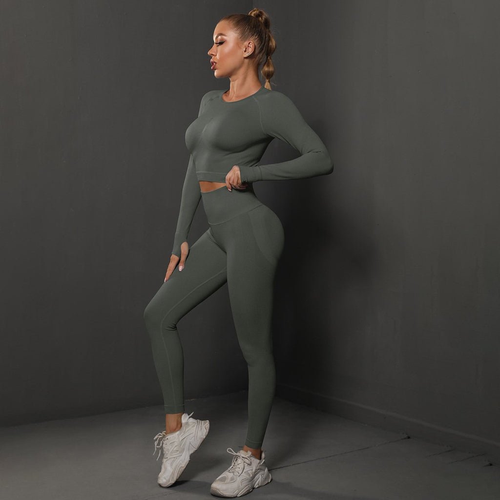 Europe and the United States seamless peach tight hip lift yoga clothing suit sports running fitness clothing two-piece female (5)