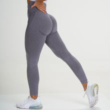 Load image into Gallery viewer, Seamless knitted crescent buttocks moisture wicking yoga pants exercise fitness pants sexy show buttocks female (9)